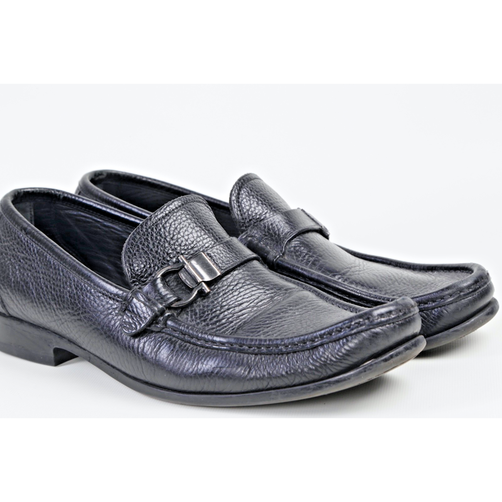 Salvatore Ferragamo Loafers Black Pebble Grain Leather Gancini Bit Mens Size 8.5